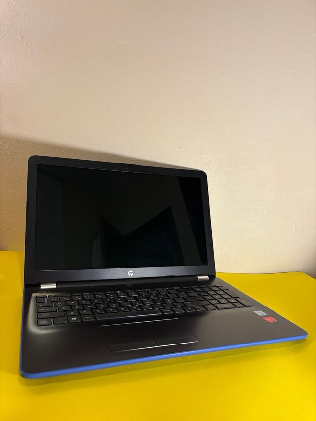 Portátil HP 15,6 pulgadas.