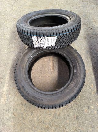 Lote 2 neumáticos nuevos 175 65 14 Goodyear 67€