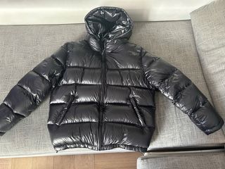 Plumas Zara Negro Brillante