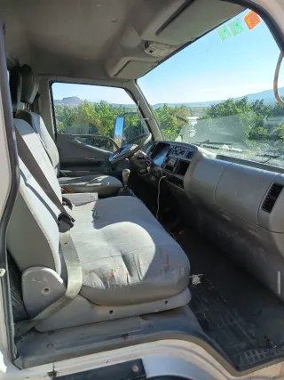 Mitsubishi Canter 2005