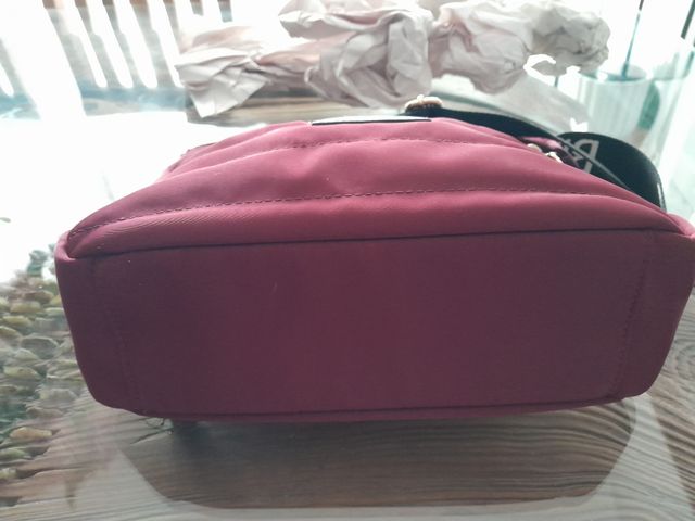 Bolso impermeable BIMBA granate