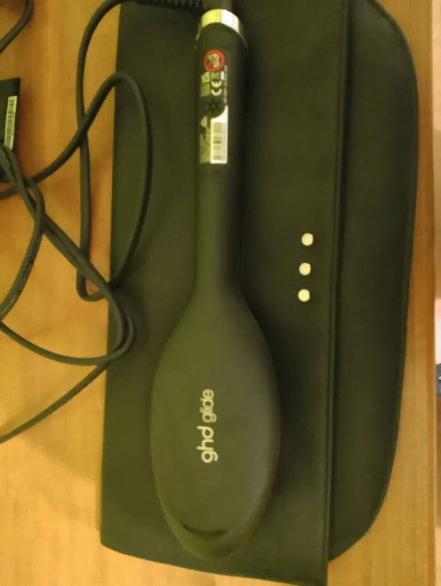 Peine Alisador GHD Glide Negro