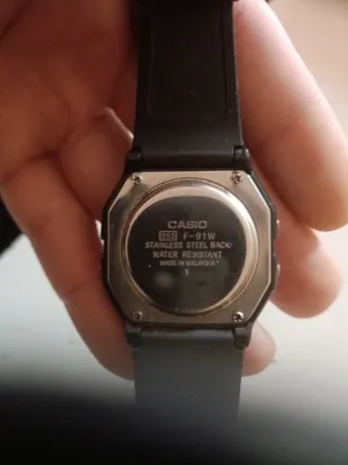 Reloj Casio F-91W Negro