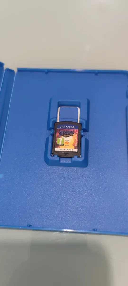 Juego PS Vita Sly Cooper Ladrones en el Tiempo