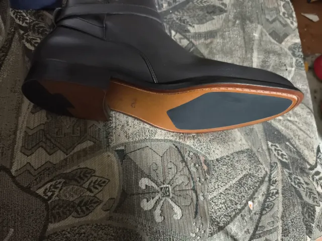 Botines negros con hebilla