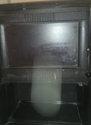 Stufa a legna ventilata con tubi, prezzo trattabil