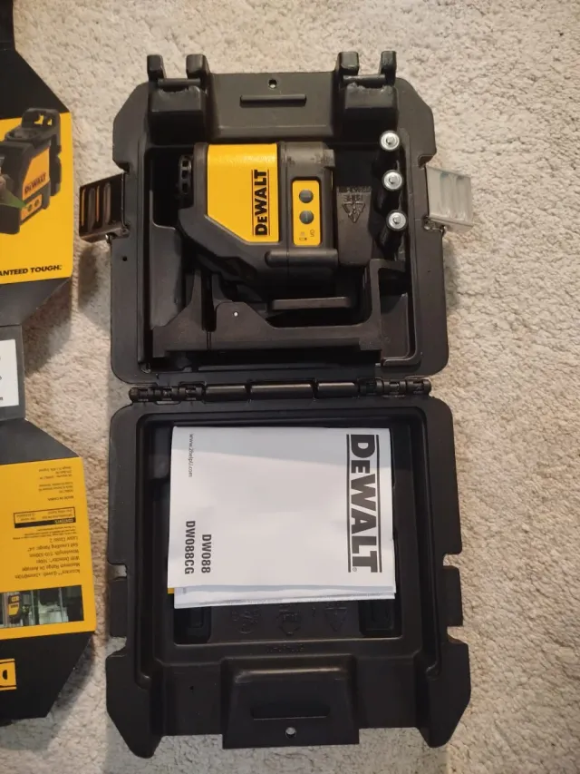 Nivel Láser DeWalt 30m/100m