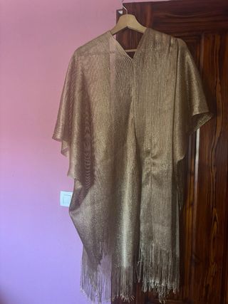 Fular/kimono y cinturón metálico dorado