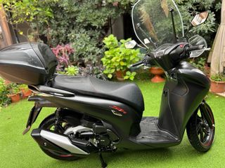 Honda SH 350 Sport 2023 - 9000 km