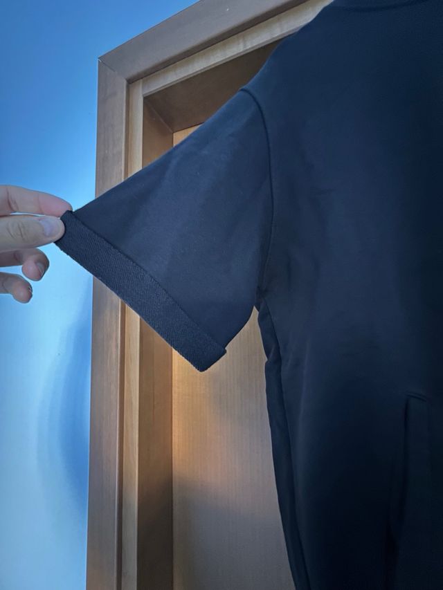 Felpa con cappuccio manica corta nera