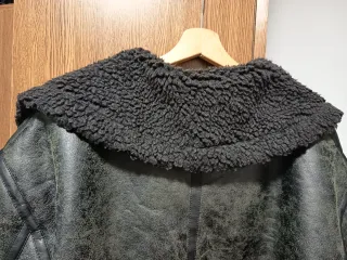 Chaqueta de cuero forrada