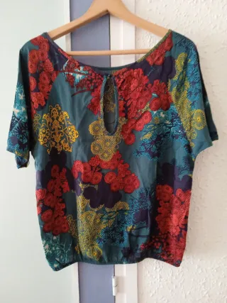Blusa fina estampada