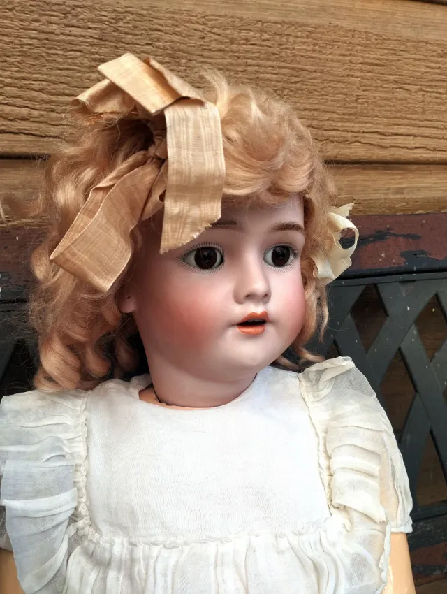 Muñeca antigua porcelana Simon Halbig en caja