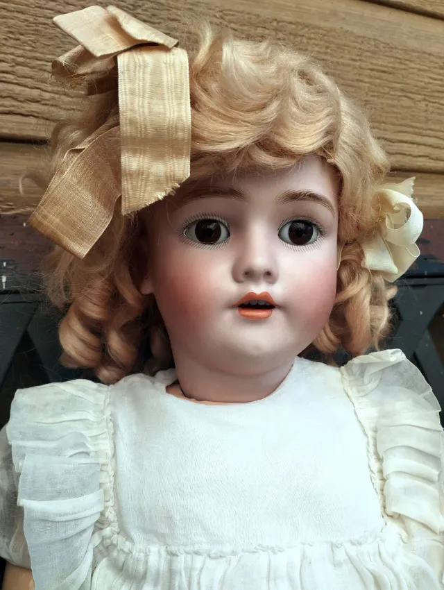 Muñeca antigua porcelana Simon Halbig en caja