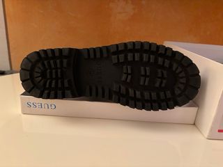 Stivali NUOVI Bassi Firmati”GUESS”Originali Nero e
