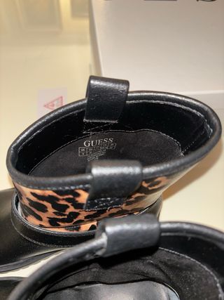 Stivali NUOVI Bassi Firmati”GUESS”Originali Nero e