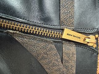 Botines Michael Kors Negros y Marrones