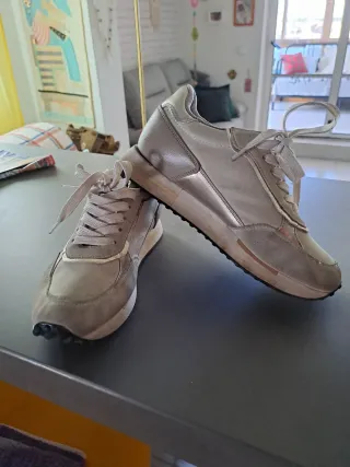 Zapatillas Napapijri Beige y Blancas