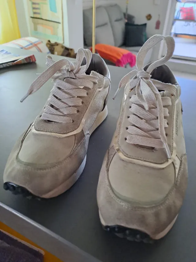 Zapatillas Napapijri Beige y Blancas