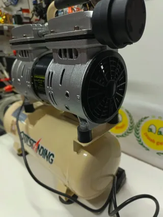 Compresor de aire silencioso