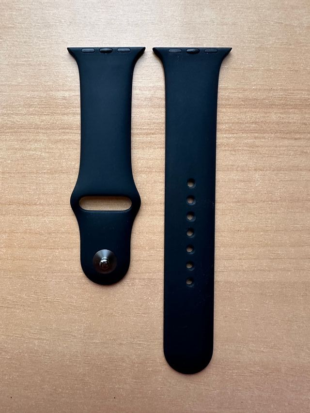 Apple Watch 41mm. Midnight Sport Band M/L