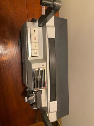 Projector super 8  magnon