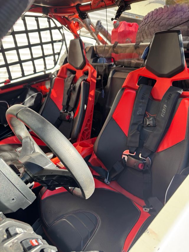 Can-Am Maverick RC 2021