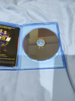 FIFA 18 PS4 (PlayStation 4)