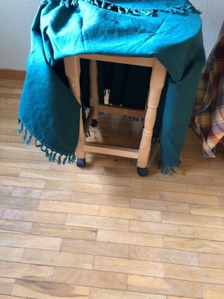 Tavoli rotondi in tela e vetro