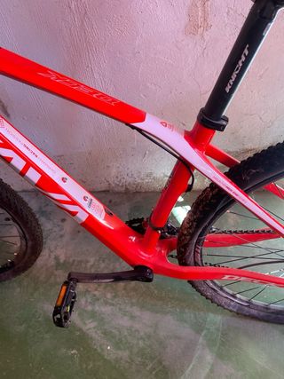 Bicicleta MTB SAVA DECL 6.0 Roja