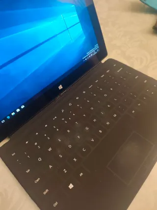 Microsoft Surface RT Tablet con Teclado
