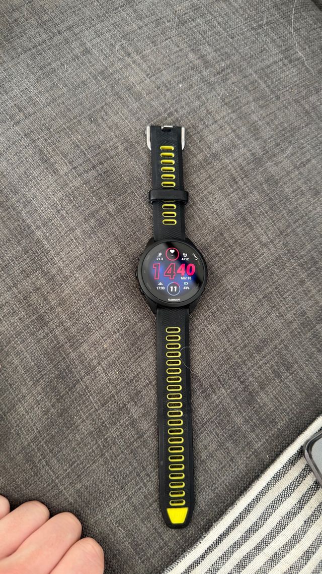 Garmin Forerunner 165 Nero