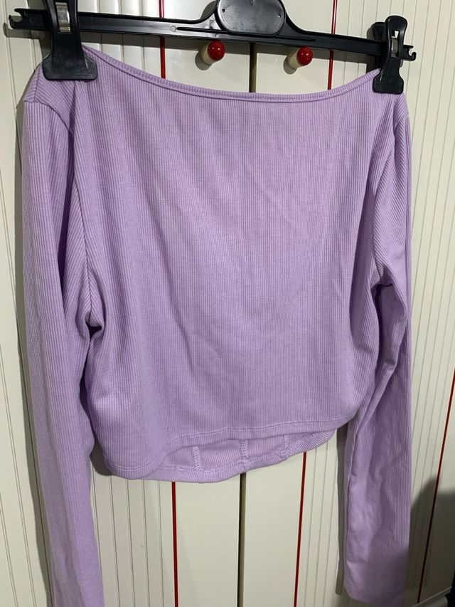 Top manga larga lila talla M
