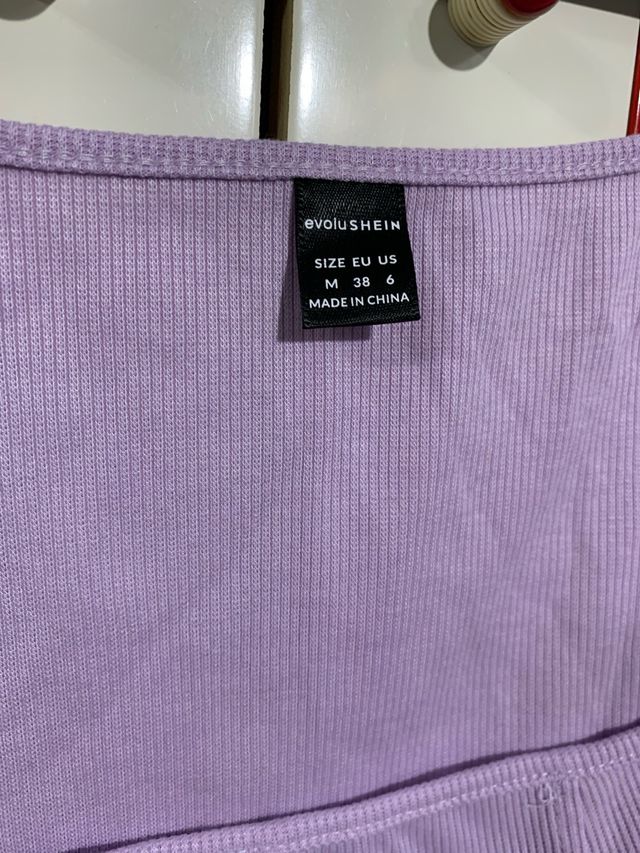 Top manga larga lila talla M