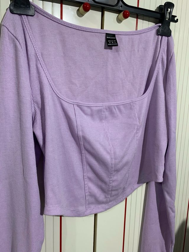 Top manga larga lila talla M