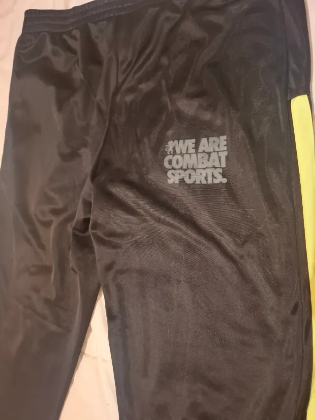 Pantalón chándal Leone negro y amarillo