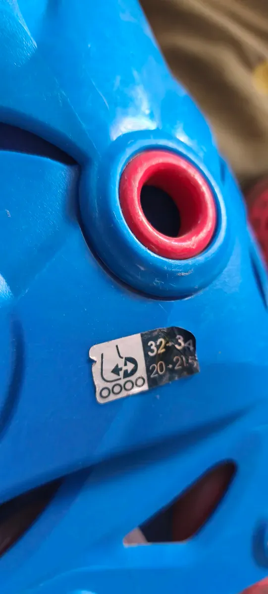 Patines ajustables azules para niños