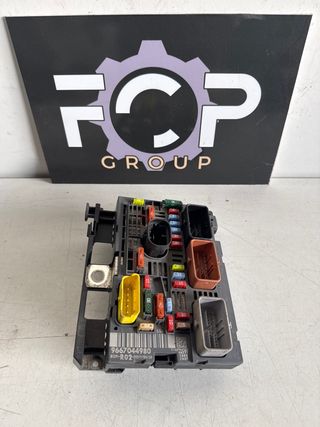 Caja de reles BSM R02 Peugeot Citroën : 9667044980