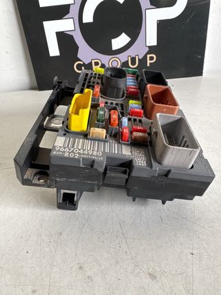 Caja de reles BSM R02 Peugeot Citroën : 9667044980