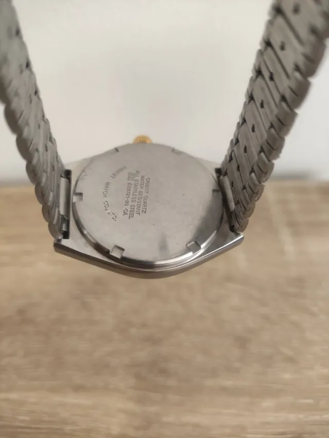 Reloj Orient Vintage Dorado y Plateado