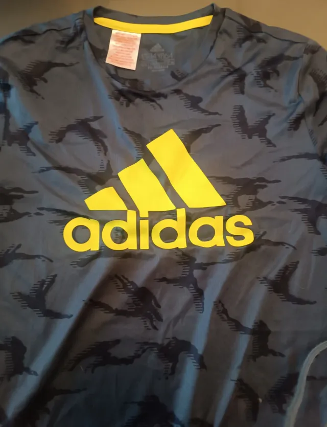 Lote 4 Camisetas Adidas Niño talla 13-14