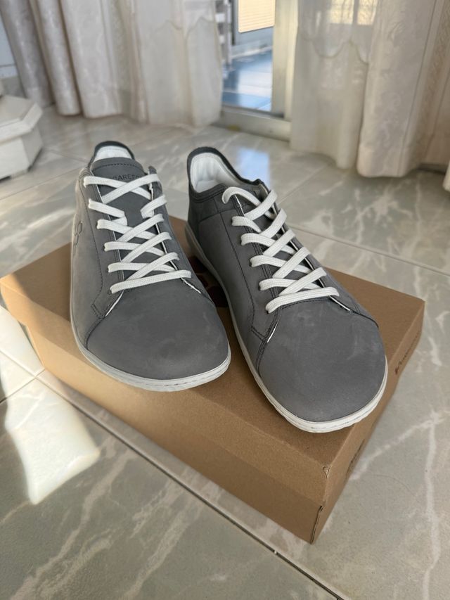 Vivobarefoot Geo Court Grises