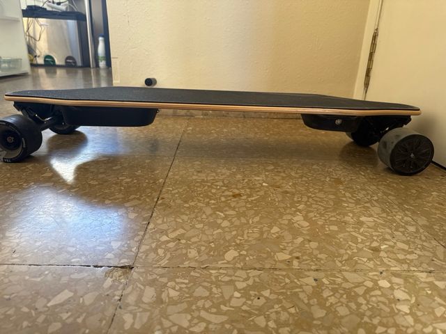 Longboard Eléctrico WOWGO 2SMAX
