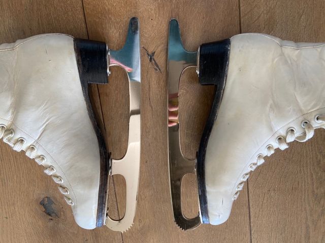 Patines de hielo blancos. Talla 39