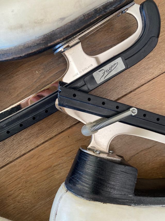 Patines de hielo blancos. Talla 39