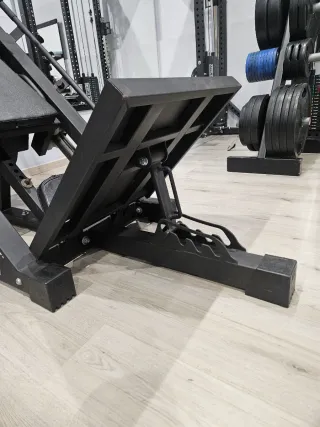 Leg Press / Hack Squat ATX
