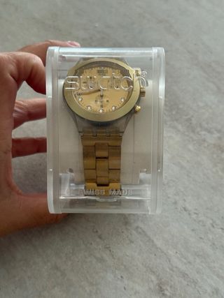 Reloj Swatch Irony Diaphane SVCK4032G Dorado