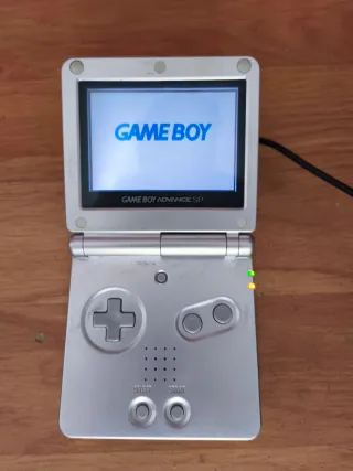 Nintendo Game Boy Advance SP Plata