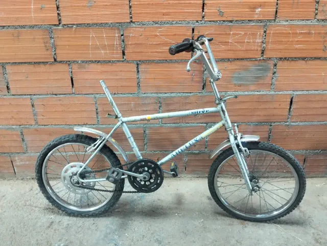 Bicicleta infantil plateada Abelux