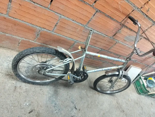 Bicicleta infantil plateada Abelux